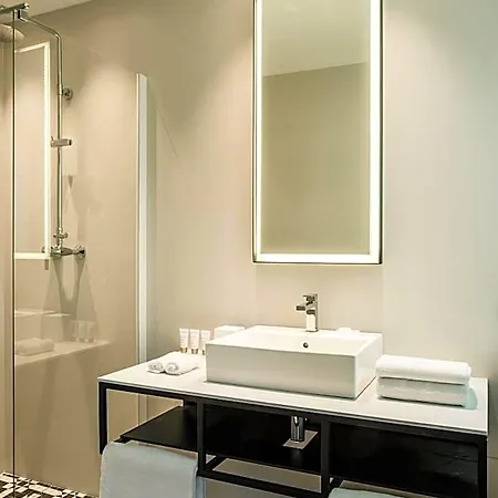 Hotel Louvre-lens - Esprit De France