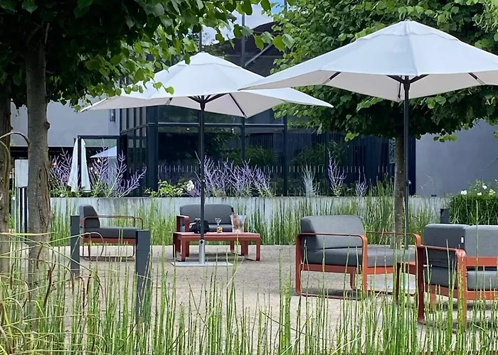 Louvre-lens - Esprit De France Hotel