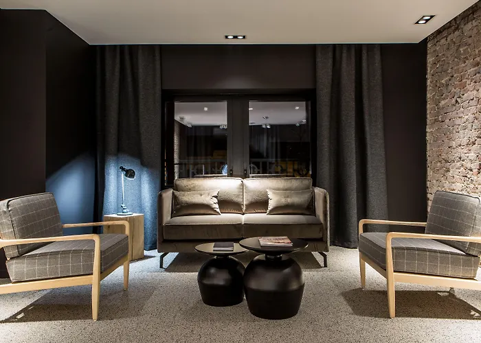 Louvre-lens - Esprit De France 4* Lens