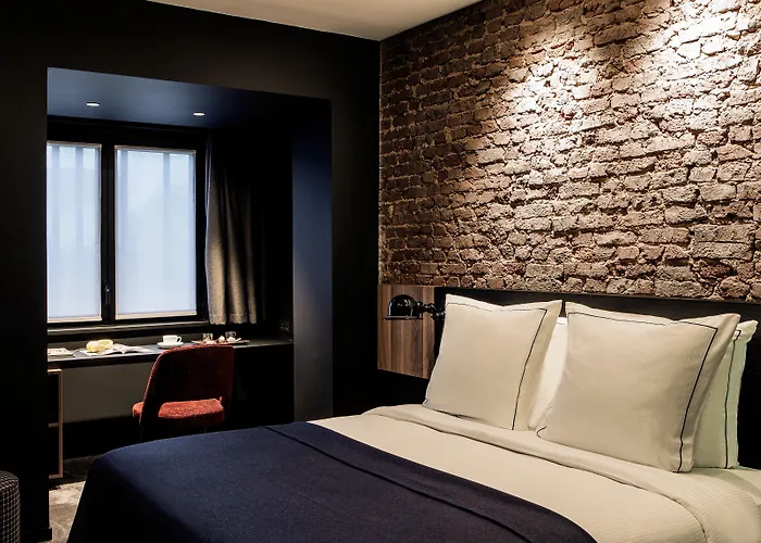 Louvre-lens - Esprit De France Hotel