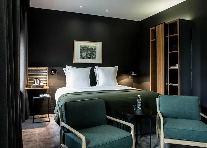 Louvre-lens - Esprit De France Hotel Lens