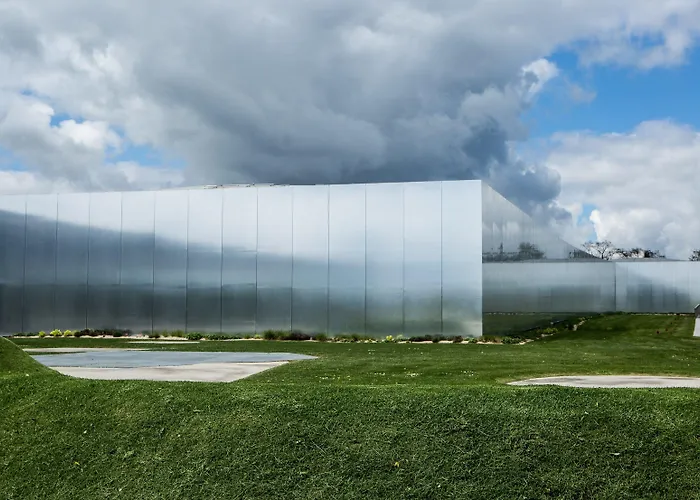 Louvre-lens - Esprit De France Hotel