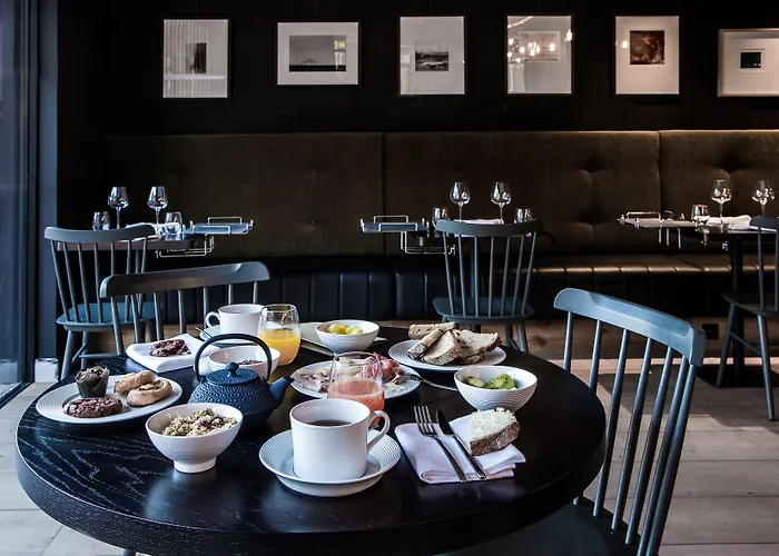 Louvre-lens - Esprit De France 4*