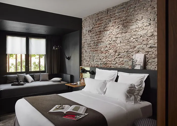 Louvre-lens - Esprit De France 4* Lens